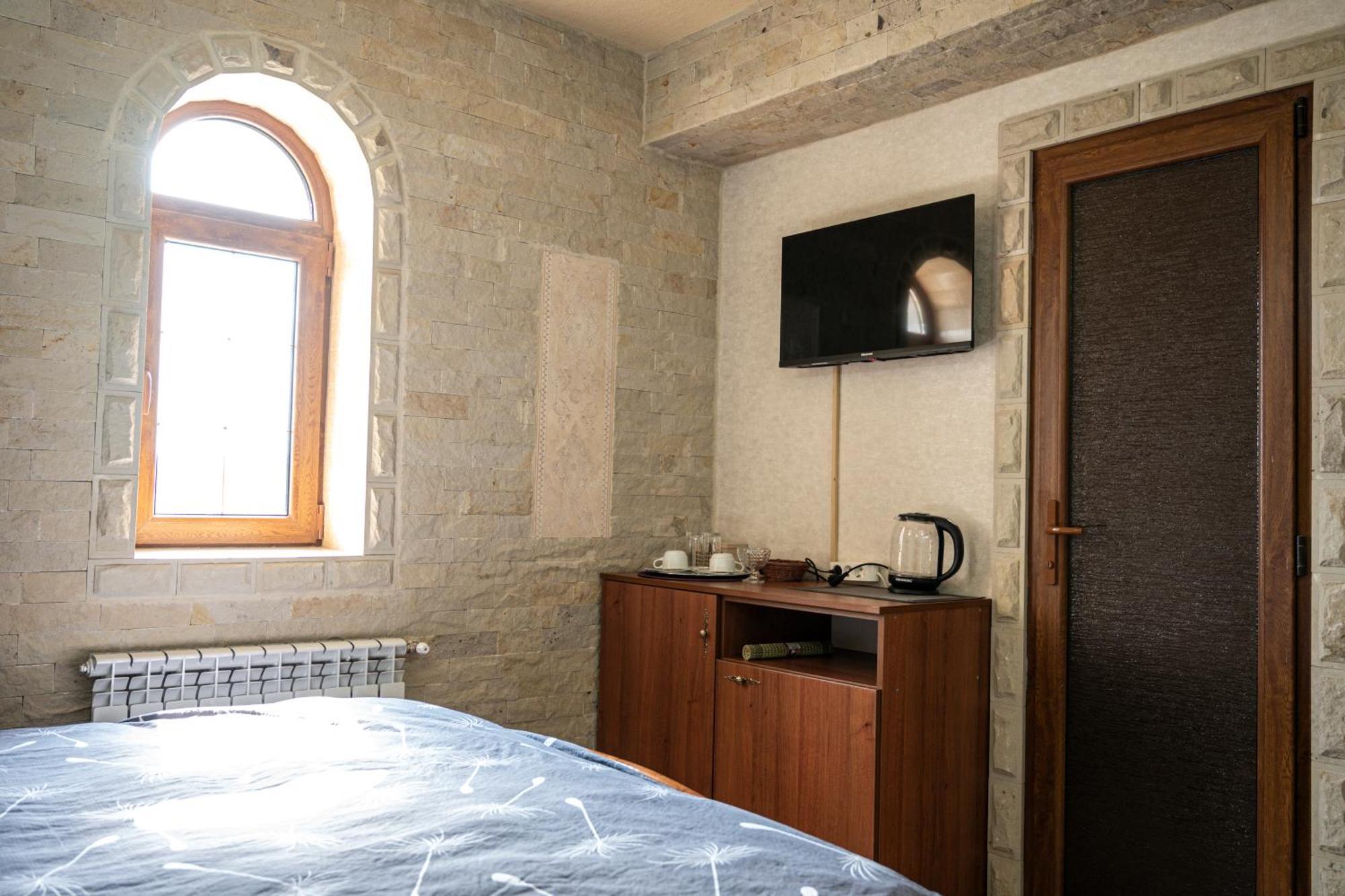 Castel Unghern Ivancea Exterior photo